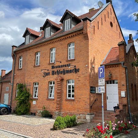 Appartments Zur Schlosswache Delitzsch Zewnętrze zdjęcie